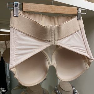 Low back corset strapless bustier